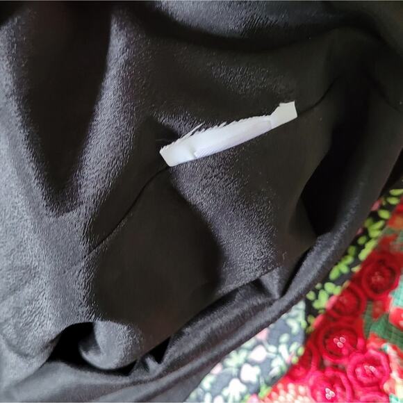 J Crew Smocked-sleeve Micro Floral midi dress in floral size 4  AO898 - Picture 5 of 5